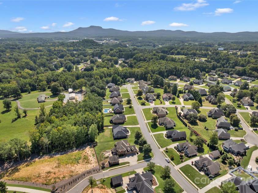 312 Wintergreen Court, Kings Mountain, NC 28086.  MLS# CAR4176420, YatesRealty ID 1696. 