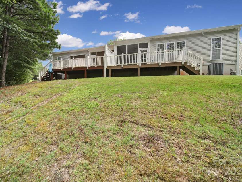 2022 Hudson Lane, Indian Land, SC 29707.  MLS# CAR4283165, YatesRealty ID 16962. 