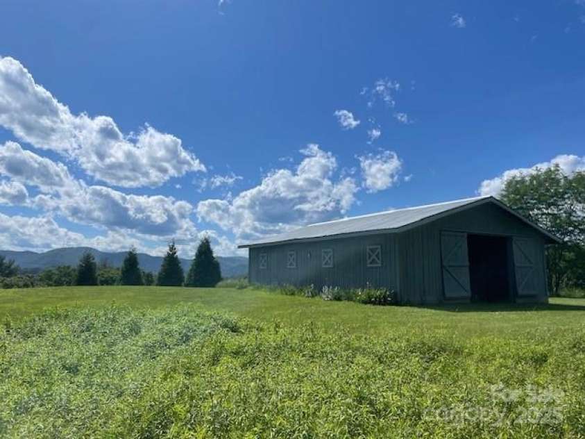 250 Huey Road, Marshall, NC 28753.  MLS# CAR4263005, YatesRealty ID 16962. 