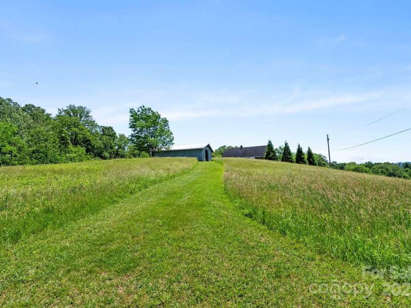 250 Huey Road, Marshall, NC 28753.  MLS# CAR4263005, YatesRealty ID 16962. 