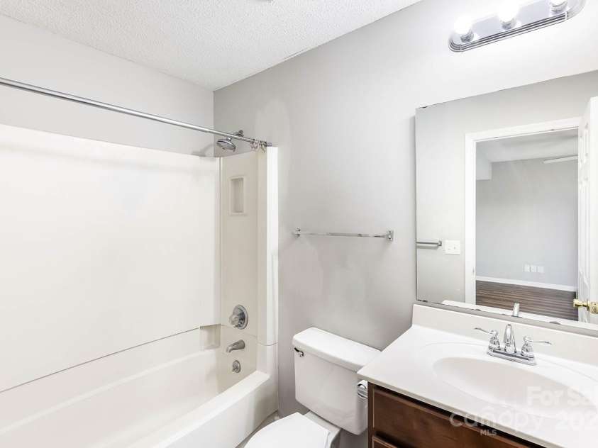 11015 Harrowfield Road, Charlotte, NC 28226.  MLS# CAR4244070, YatesRealty ID 16964. 