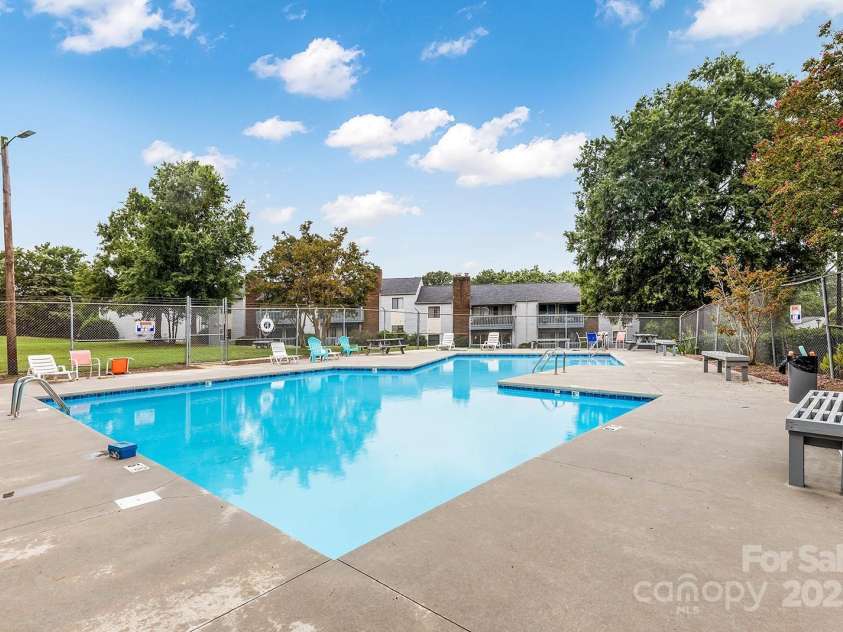 11015 Harrowfield Road, Charlotte, NC 28226.  MLS# CAR4244070, YatesRealty ID 16964. 