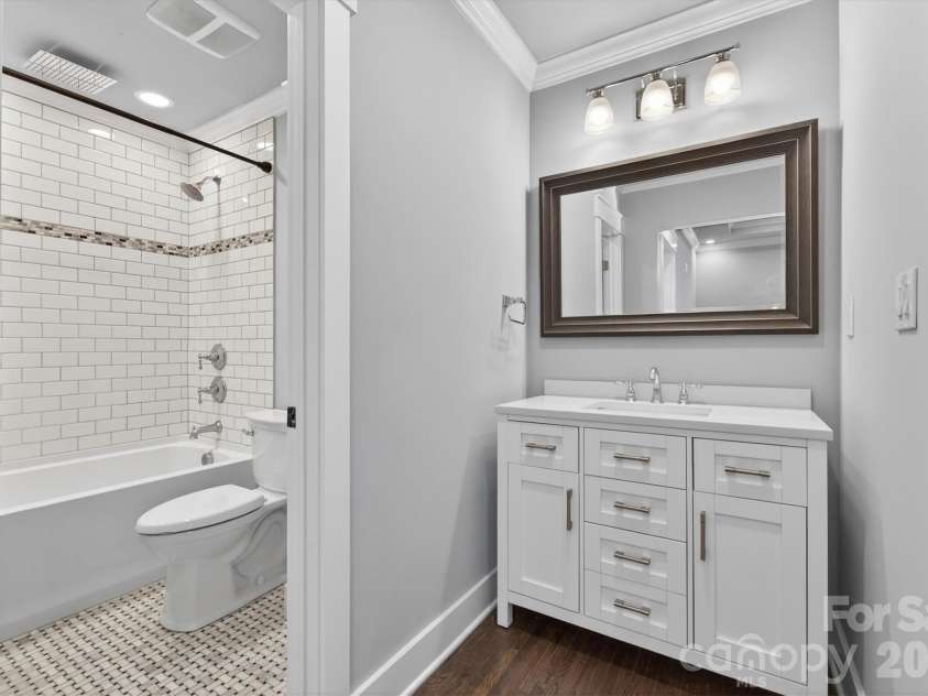 307 Peterson Drive, Charlotte, NC 28217.  MLS# CAR4363768, YatesRealty ID 16964. 