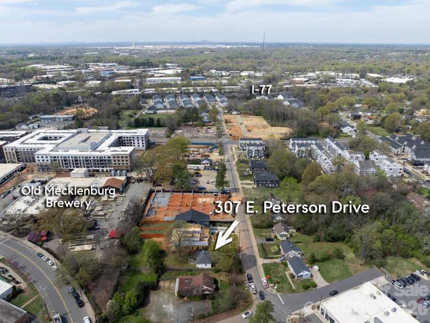 307 Peterson Drive, Charlotte, NC 28217.  MLS# CAR4363768, YatesRealty ID 16964. 