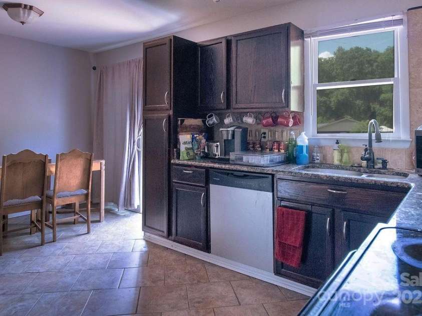 305 Ridge Manor Drive, Raeford Township, NC 28376.  MLS# CAR4256897, YatesRealty ID 16965. 