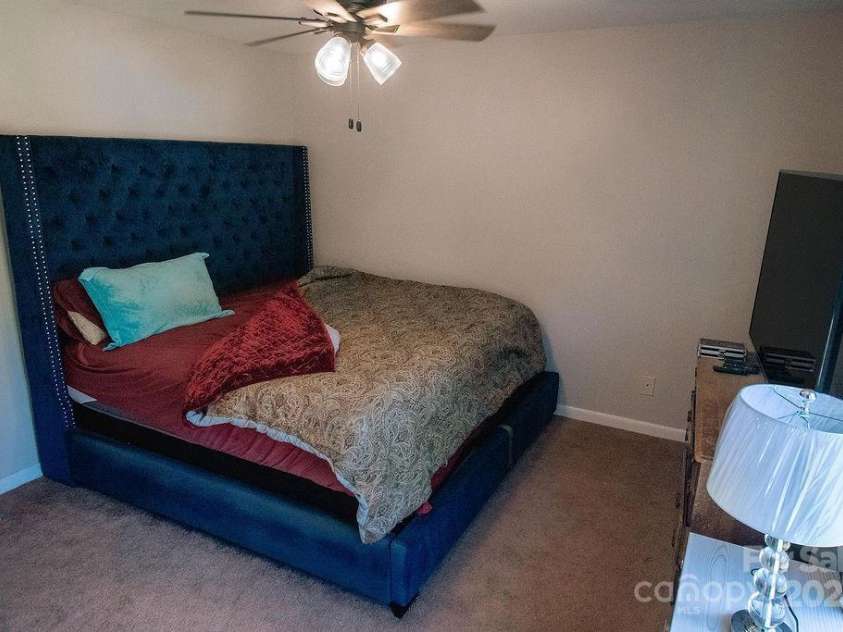 305 Ridge Manor Drive, Raeford Township, NC 28376.  MLS# CAR4256897, YatesRealty ID 16965. 