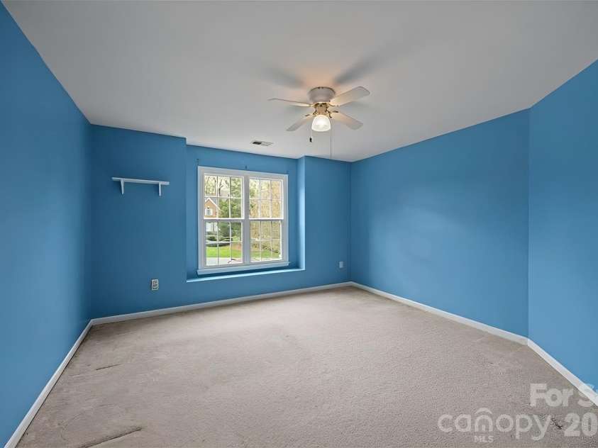 900 Muirfield Drive, Mooresville, NC 28115.  MLS# CAR4340189, YatesRealty ID 16965. 