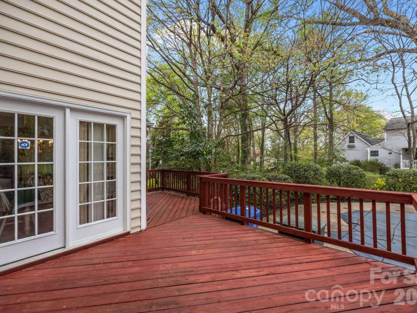 900 Muirfield Drive, Mooresville, NC 28115.  MLS# CAR4340189, YatesRealty ID 16965. 