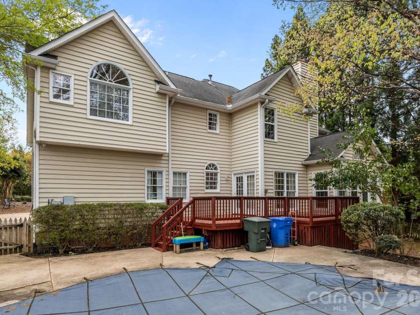 900 Muirfield Drive, Mooresville, NC 28115.  MLS# CAR4340189, YatesRealty ID 16965. 