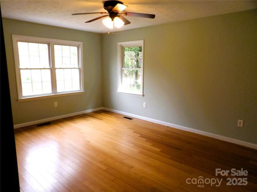 106 Pinetree Drive, Black Mountain, NC 28711.  MLS# CAR4246572, YatesRealty ID 16966. Bedroom #1