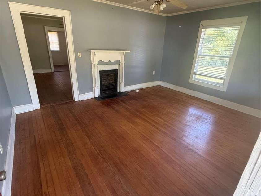 1646 Woodlawn Avenue, Shelby, NC 28150.  MLS# CAR4373899, YatesRealty ID 16968. 