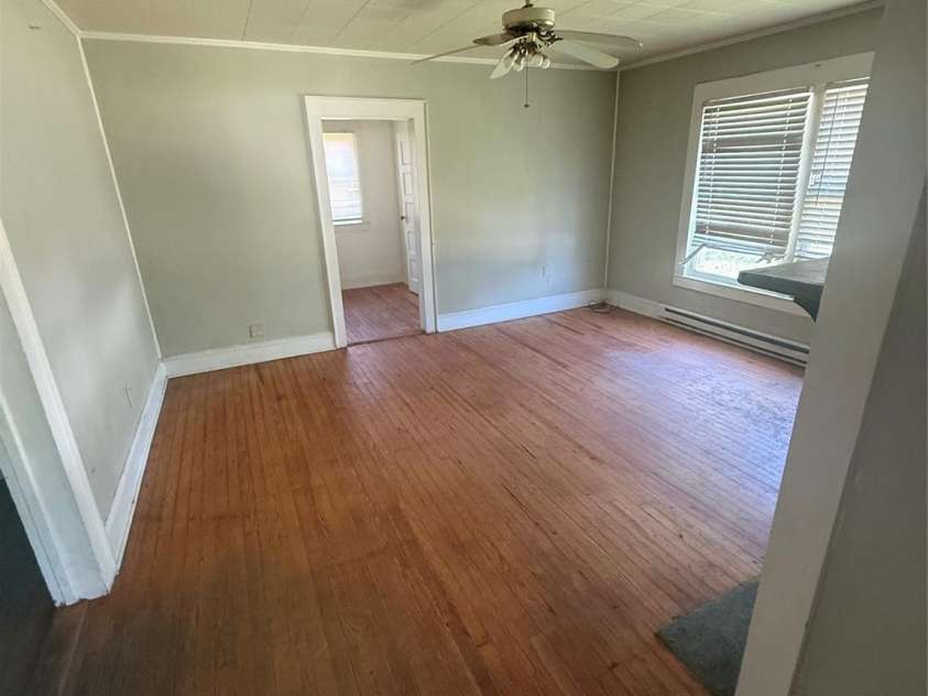 1646 Woodlawn Avenue, Shelby, NC 28150.  MLS# CAR4373899, YatesRealty ID 16968. 