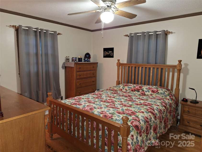 213 Del Vista Drive, Lexington, NC 27292.  MLS# CAR4255435, YatesRealty ID 16968. 