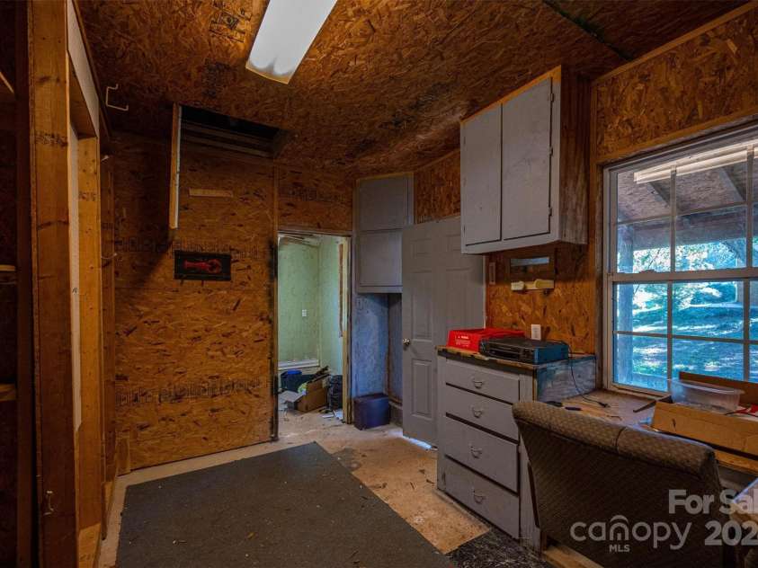 1890 Rhyneland Road, Lincolnton, NC 28092.  MLS# CAR4171942, YatesRealty ID 1697. Workshop