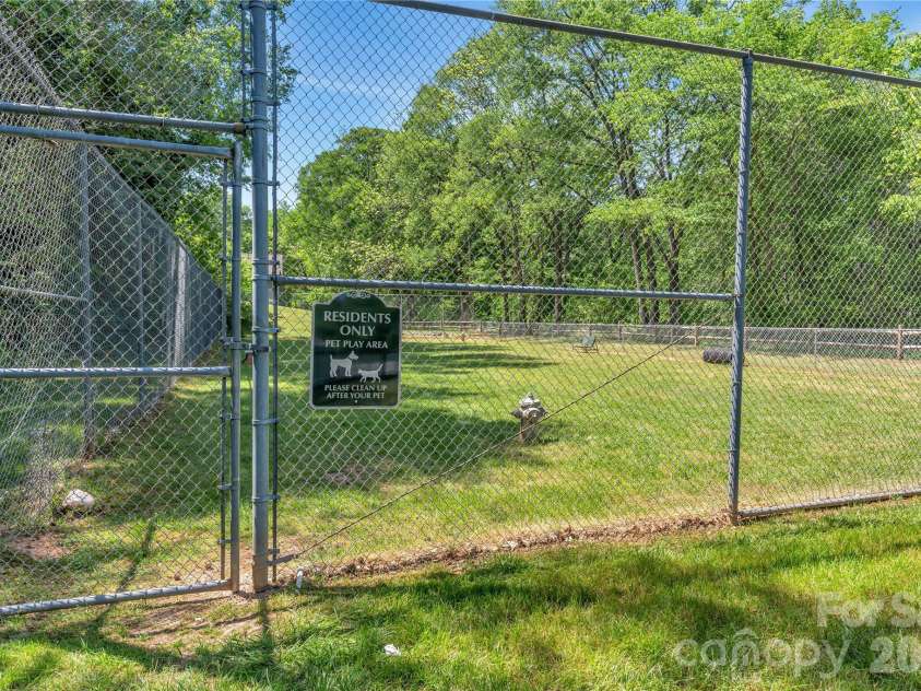 401 Wellington Hills Circle, Salisbury, NC 28147.  MLS# CAR4371552, YatesRealty ID 16970. 