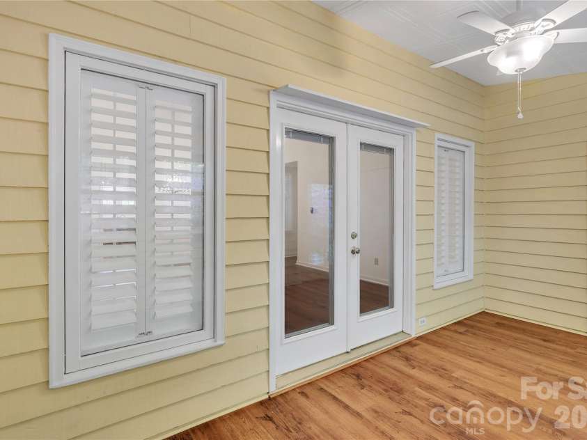 401 Wellington Hills Circle, Salisbury, NC 28147.  MLS# CAR4371552, YatesRealty ID 16970. 