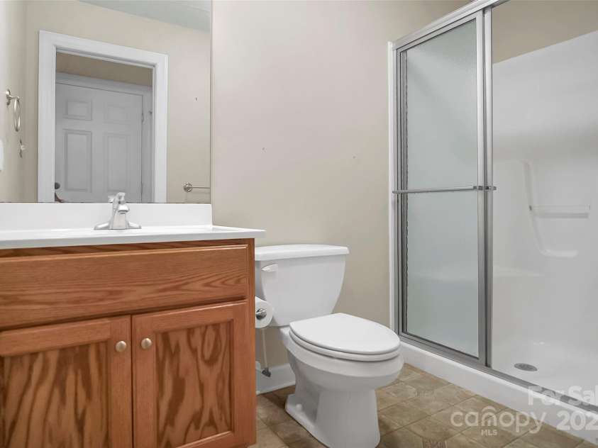 814 Settlers Drive, Cherryville, NC 28021.  MLS# CAR4259654, YatesRealty ID 16970. 