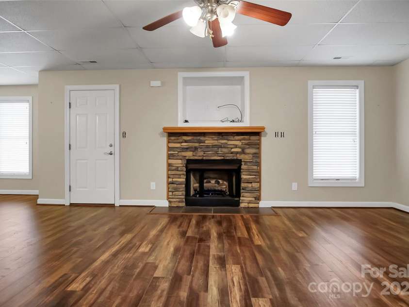 814 Settlers Drive, Cherryville, NC 28021.  MLS# CAR4259654, YatesRealty ID 16970. 