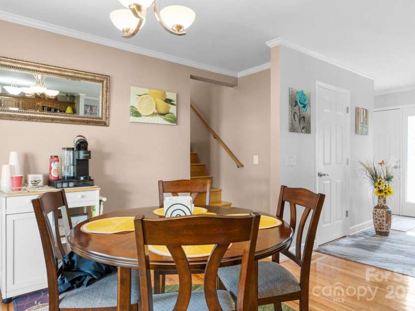 10 Hunters Ridge Court, Granite Falls, NC 28630.  MLS# CAR4262956, YatesRealty ID 16971. 