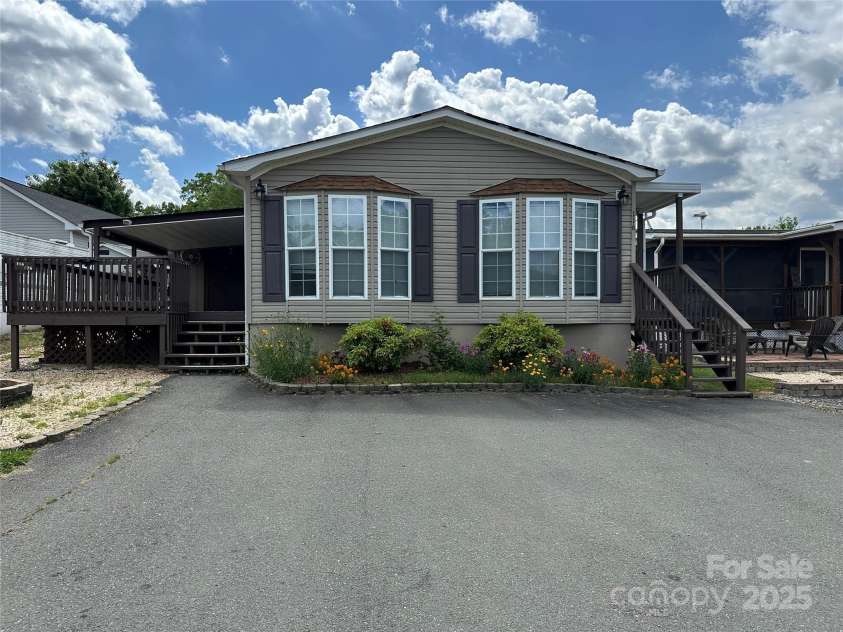 116 Dove Lane, New London, NC 28127.  MLS# CAR4249936, YatesRealty ID 16972. 