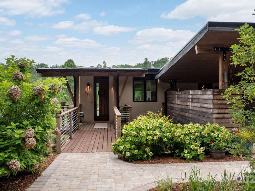 34 River Run, Asheville, NC 28804.  MLS# CAR4260631, YatesRealty ID 16973. Geothermal HVAC, solar ready