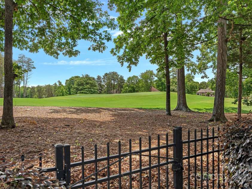 17040 Jetton Road, Cornelius, NC 28031.  MLS# CAR4247815, YatesRealty ID 16974. 