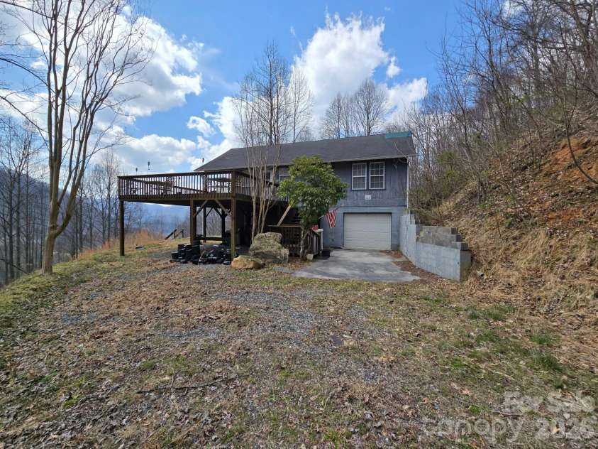 987 West Road, Hot Springs, NC 28743.  MLS# CAR4363967, YatesRealty ID 16977. 