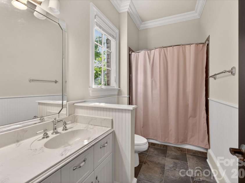 1629 Lookout Circle, Waxhaw, NC 28173.  MLS# CAR4359156, YatesRealty ID 16978. 