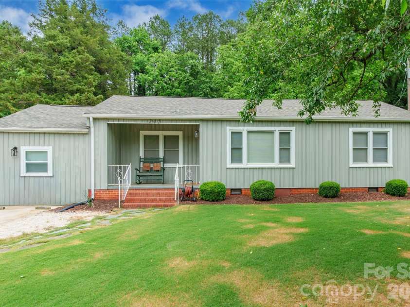 245 Mellon Road, Belmont, NC 28012.  MLS# CAR4376180, YatesRealty ID 16979. 