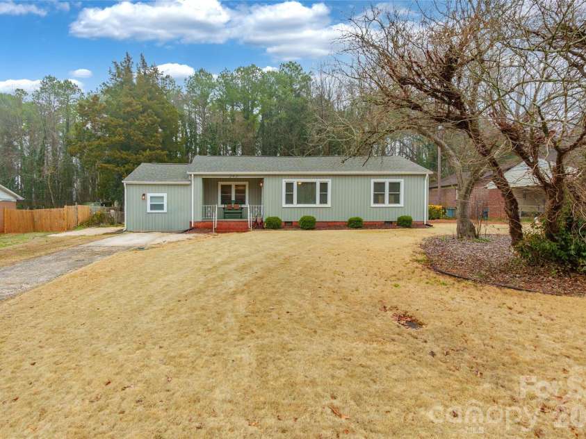 245 Mellon Road, Belmont, NC 28012.  MLS# CAR4376180, YatesRealty ID 16979. 