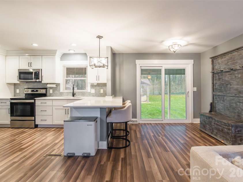 245 Mellon Road, Belmont, NC 28012.  MLS# CAR4376180, YatesRealty ID 16979. 
