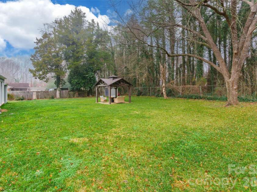 245 Mellon Road, Belmont, NC 28012.  MLS# CAR4376180, YatesRealty ID 16979. 