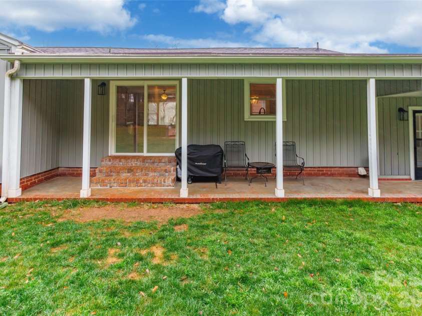 245 Mellon Road, Belmont, NC 28012.  MLS# CAR4376180, YatesRealty ID 16979. 