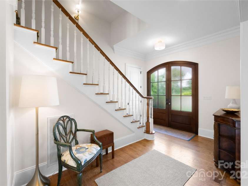 1754 Sterling Road, Charlotte, NC 28209.  MLS# CAR4223430, YatesRealty ID 1698. 