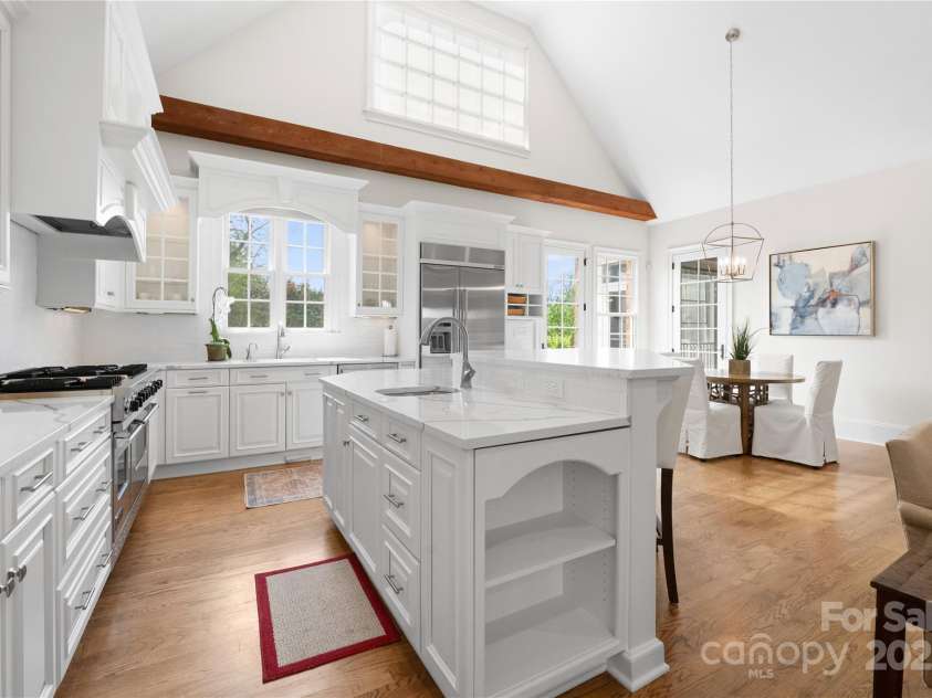 1754 Sterling Road, Charlotte, NC 28209.  MLS# CAR4223430, YatesRealty ID 1698. 