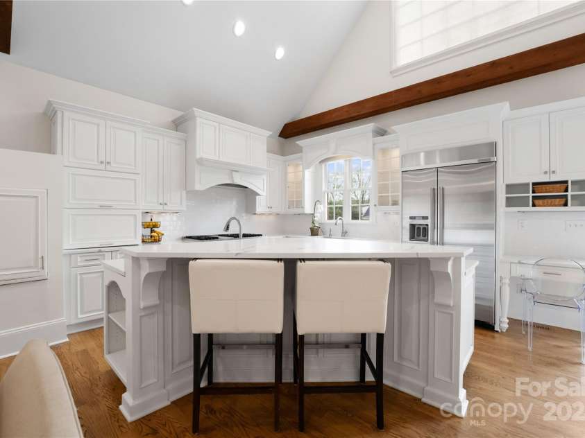 1754 Sterling Road, Charlotte, NC 28209.  MLS# CAR4223430, YatesRealty ID 1698. 