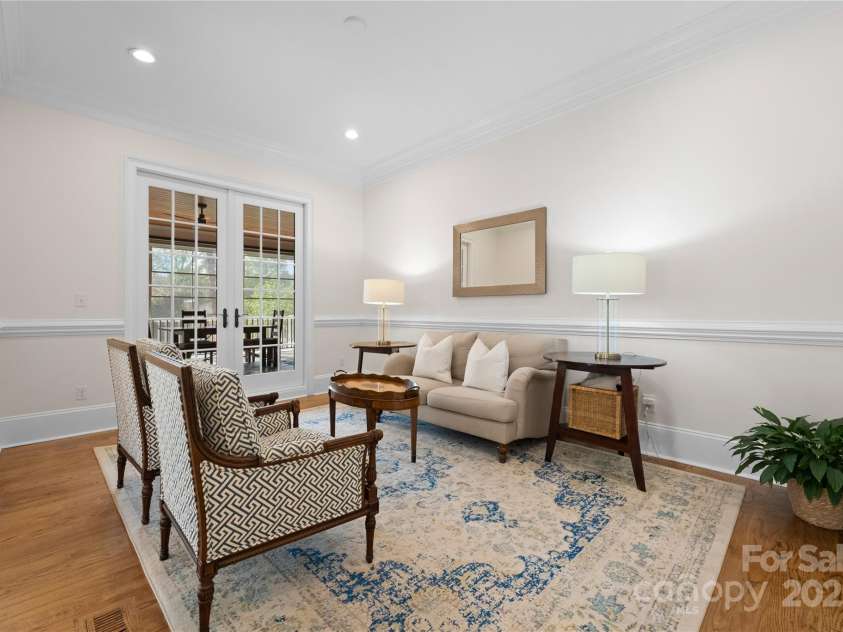 1754 Sterling Road, Charlotte, NC 28209.  MLS# CAR4223430, YatesRealty ID 1698. 