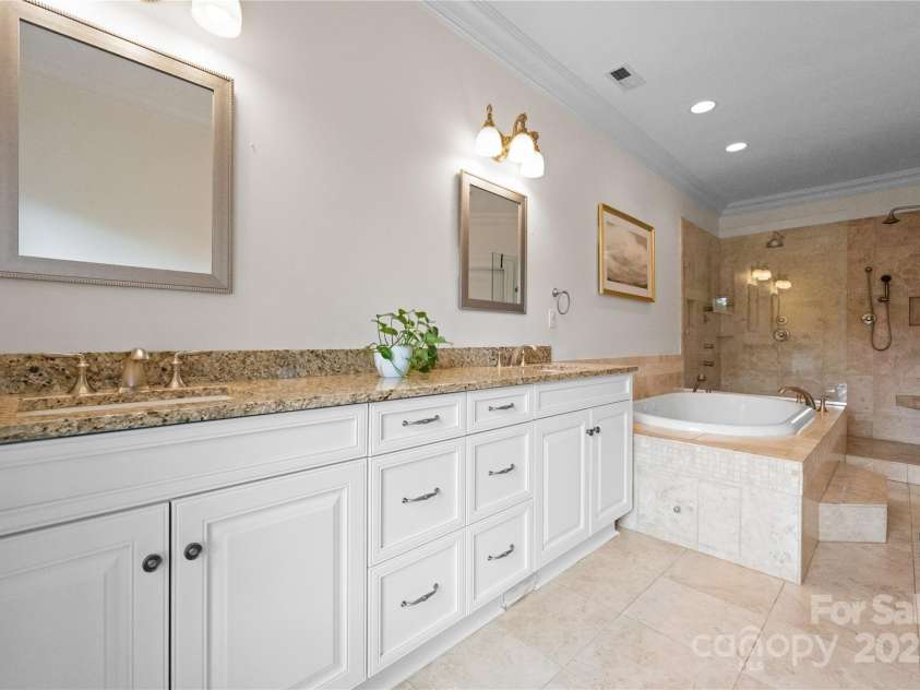 1754 Sterling Road, Charlotte, NC 28209.  MLS# CAR4223430, YatesRealty ID 1698. 