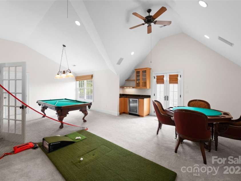 1754 Sterling Road, Charlotte, NC 28209.  MLS# CAR4223430, YatesRealty ID 1698. 