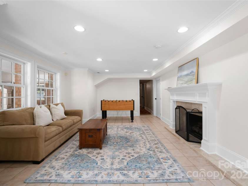 1754 Sterling Road, Charlotte, NC 28209.  MLS# CAR4223430, YatesRealty ID 1698. 