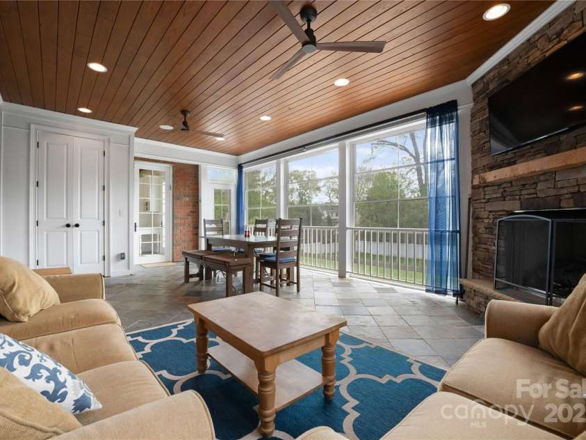 1754 Sterling Road, Charlotte, NC 28209.  MLS# CAR4223430, YatesRealty ID 1698. 