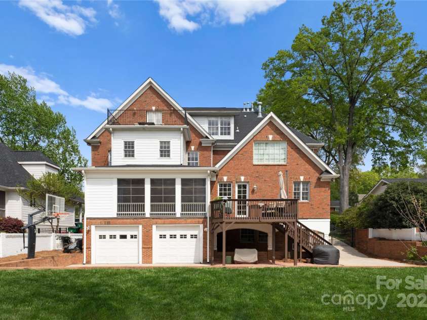 1754 Sterling Road, Charlotte, NC 28209.  MLS# CAR4223430, YatesRealty ID 1698. 