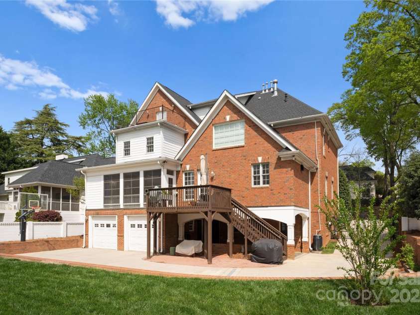 1754 Sterling Road, Charlotte, NC 28209.  MLS# CAR4223430, YatesRealty ID 1698. 