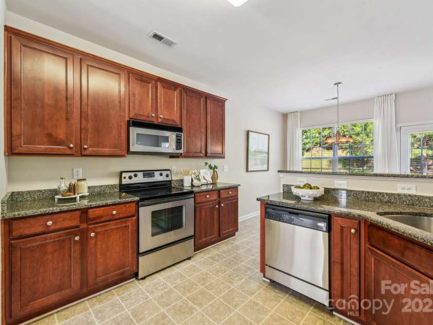 3149 Pine Bluff Way, Fort Mill, SC 29707.  MLS# CAR4280537, YatesRealty ID 1698. 