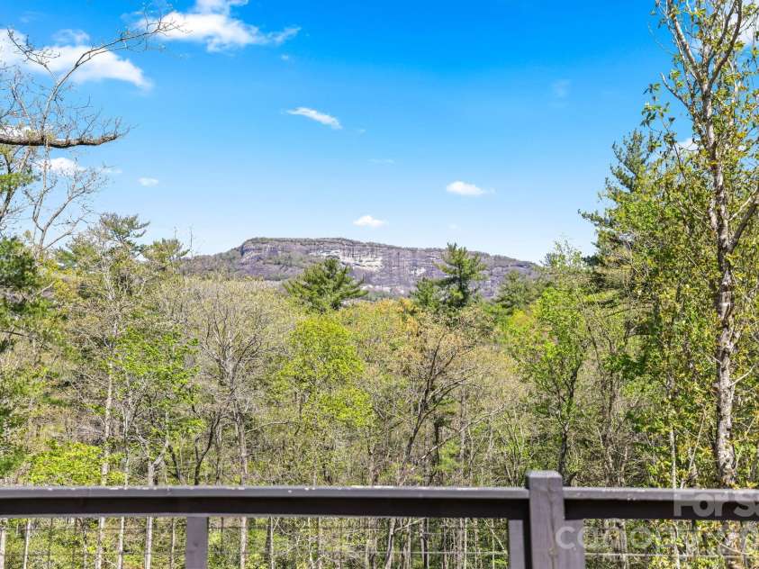 261 Rock Face Trail, Highlands, NC 28741.  MLS# CAR4376026, YatesRealty ID 16980. 