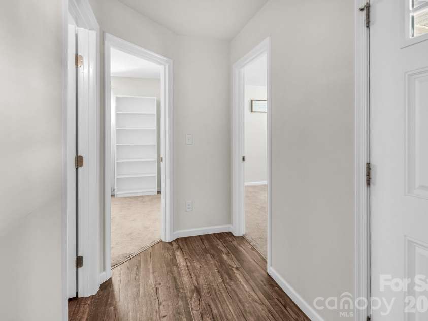 2458 Thorn Spring Lane, Concord, NC 28025.  MLS# CAR4375757, YatesRealty ID 16981. 