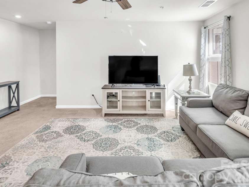 2458 Thorn Spring Lane, Concord, NC 28025.  MLS# CAR4375757, YatesRealty ID 16981. 