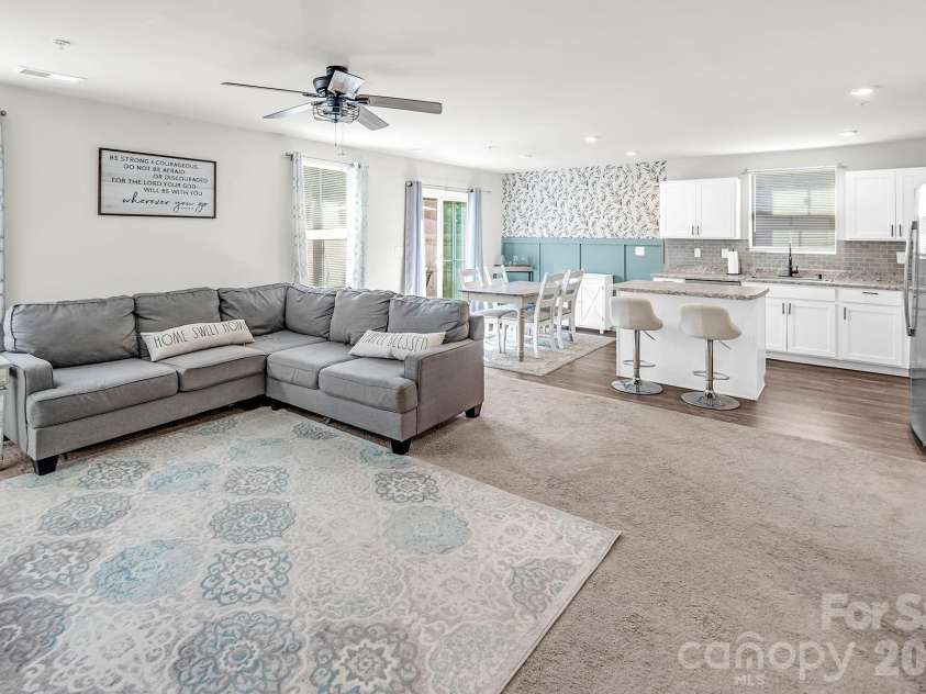 2458 Thorn Spring Lane, Concord, NC 28025.  MLS# CAR4375757, YatesRealty ID 16981. 