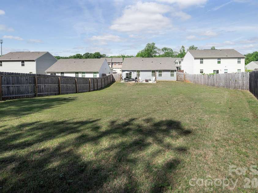 2458 Thorn Spring Lane, Concord, NC 28025.  MLS# CAR4375757, YatesRealty ID 16981. 