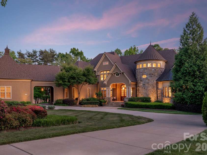 155 Union Chapel Drive, Mooresville, NC 28117.  MLS# CAR4375009, YatesRealty ID 16983. 
